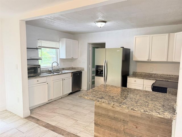 516 AVENUE F SE, Winter Haven, FL 33880
