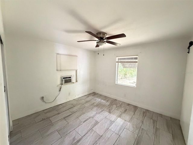 516 AVENUE F SE, Winter Haven, FL 33880