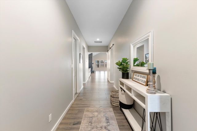 1645 16th Avenue SE, Rio Rancho, NM 87124