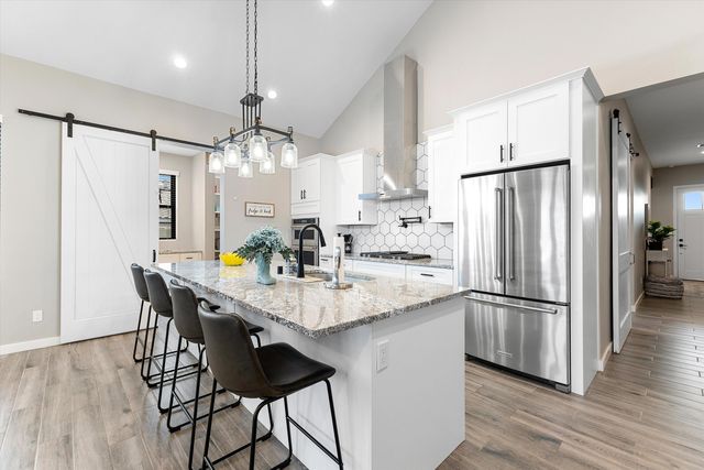 1645 16th Avenue SE, Rio Rancho, NM 87124