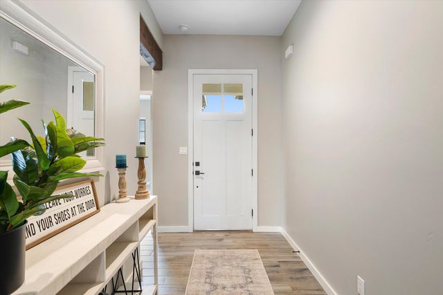 1645 16th Avenue SE, Rio Rancho, NM 87124