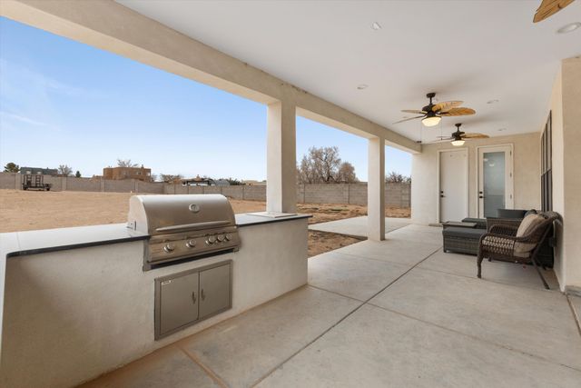 1645 16th Avenue SE, Rio Rancho, NM 87124