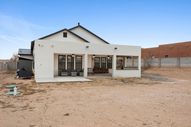 1645 16th Avenue SE, Rio Rancho, NM 87124