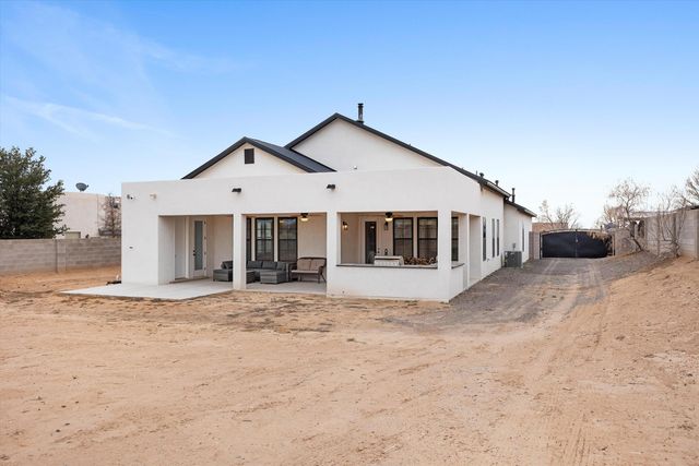 1645 16th Avenue SE, Rio Rancho, NM 87124