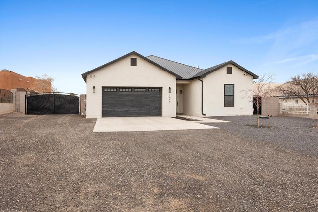1645 16th Avenue SE, Rio Rancho, NM 87124