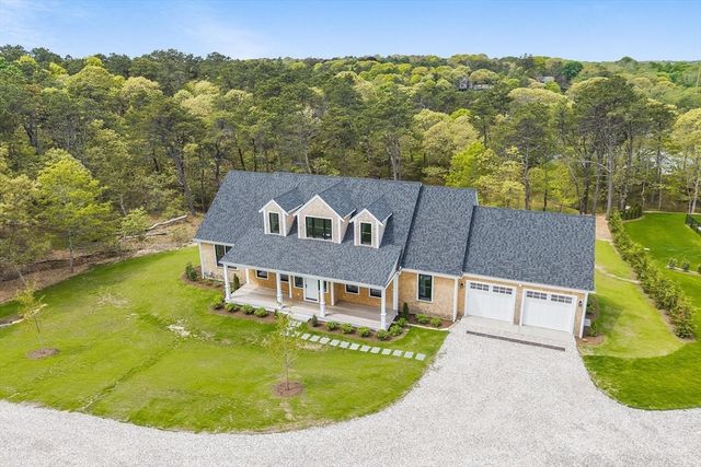 92 Whiffletree Ave, Brewster, MA 02631