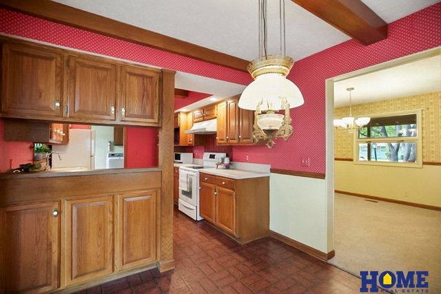 441 Mulder Drive, Lincoln, NE 68510