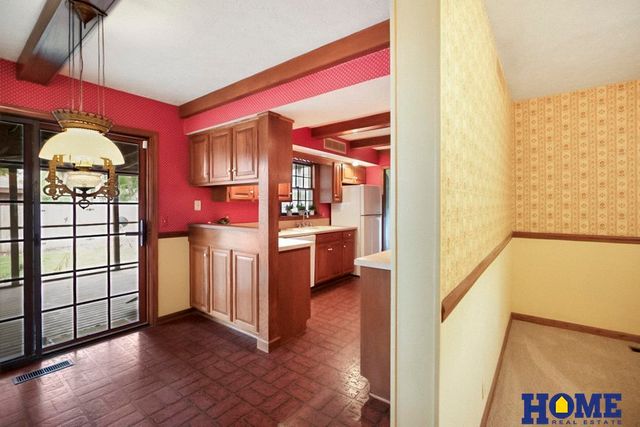 441 Mulder Drive, Lincoln, NE 68510
