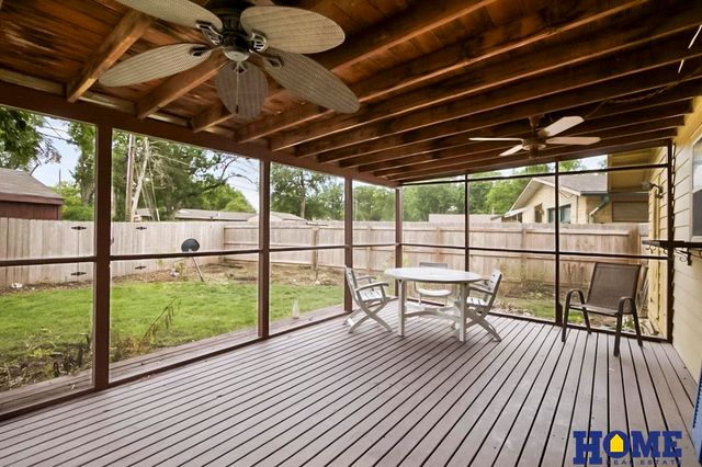 441 Mulder Drive, Lincoln, NE 68510