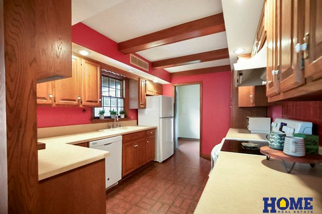 441 Mulder Drive, Lincoln, NE 68510