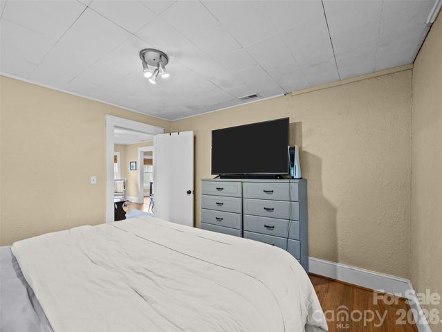 1305 Halltown Road, Spruce Pine, NC 28777