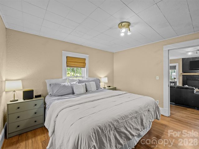1305 Halltown Road, Spruce Pine, NC 28777