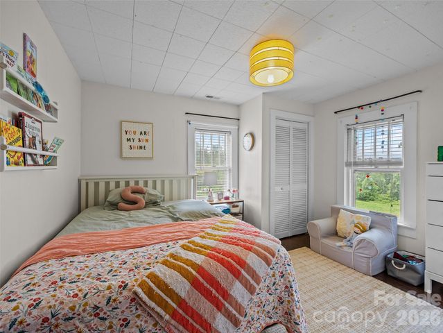 1305 Halltown Road, Spruce Pine, NC 28777