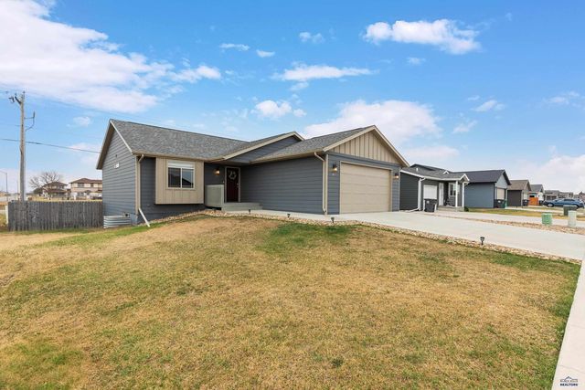 615 BOSWELL BLVD, Box Elder, SD 57719