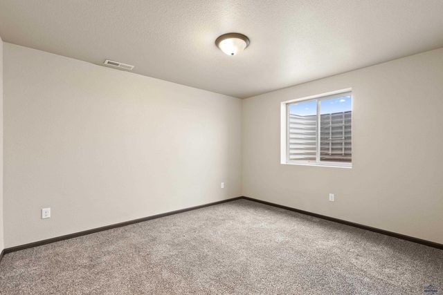 615 BOSWELL BLVD, Box Elder, SD 57719