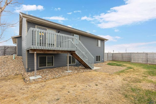 615 BOSWELL BLVD, Box Elder, SD 57719
