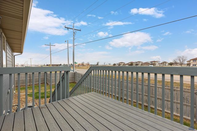 615 BOSWELL BLVD, Box Elder, SD 57719