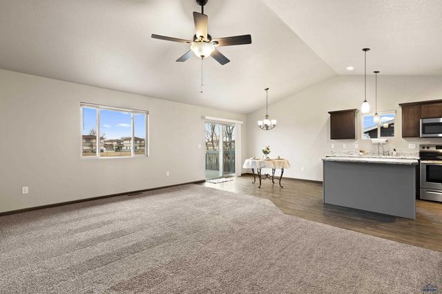 615 BOSWELL BLVD, Box Elder, SD 57719