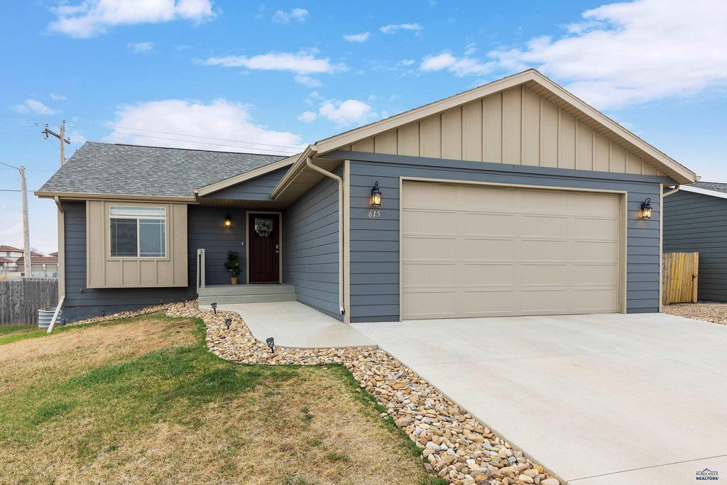 615 BOSWELL BLVD, Box Elder, SD 57719
