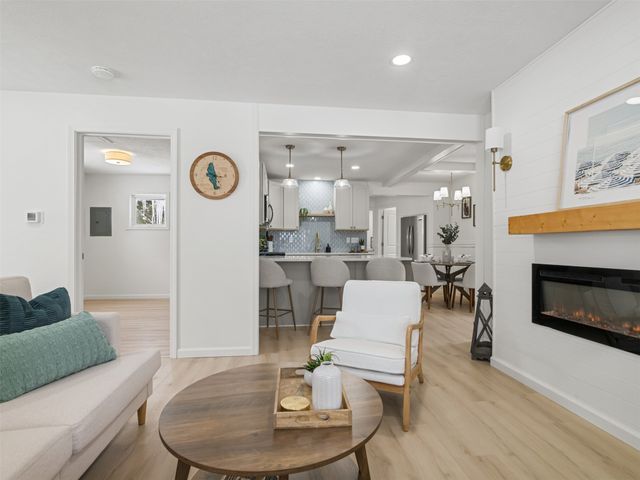 11867 HIGHLAND Avenue, Conneaut Lake, PA 16316