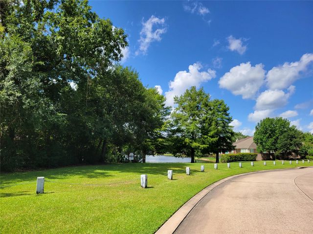 1848 Nursery Road, The Woodlands, TX 77380