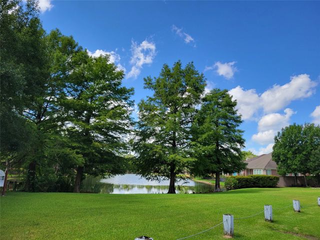 1848 Nursery Road, The Woodlands, TX 77380