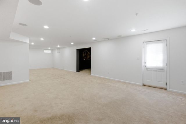 11163 ST CHRISTOPHER DR, White Plains, MD 20695