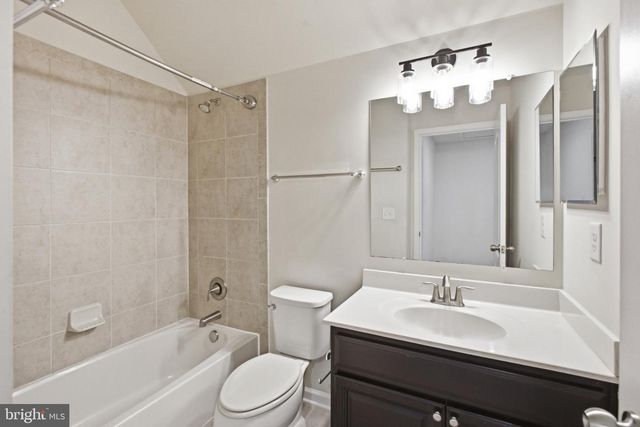 11163 ST CHRISTOPHER DR, White Plains, MD 20695