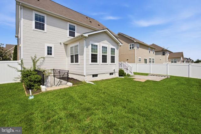 11163 ST CHRISTOPHER DR, White Plains, MD 20695