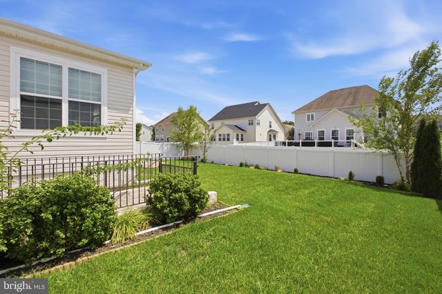 11163 ST CHRISTOPHER DR, White Plains, MD 20695