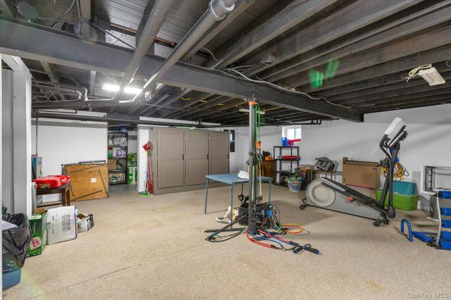 35 S Franklin Avenue, Valley Stream, NY 11580