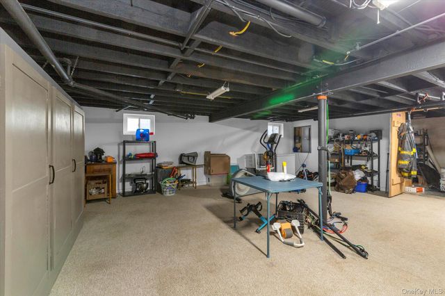 35 S Franklin Avenue, Valley Stream, NY 11580