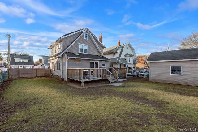 35 S Franklin Avenue, Valley Stream, NY 11580