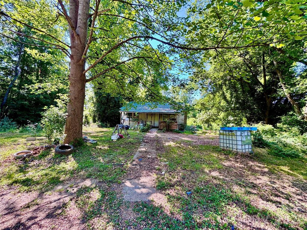 137 Napa Drive, Rutherfordton, NC 28139