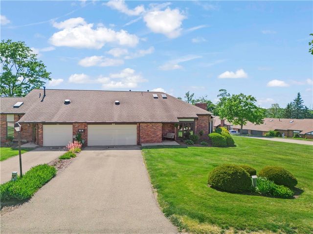 310 Greenwood Dr, North Strabane, PA 15317