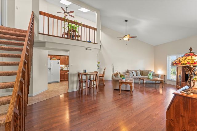 310 Greenwood Dr, North Strabane, PA 15317