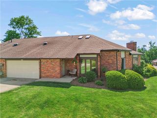 310 Greenwood Dr, North Strabane, PA 15317