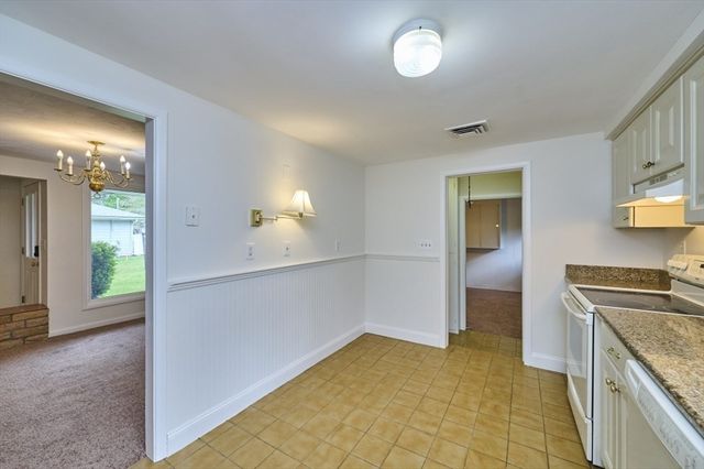 51 Pratt Drive, Newton, MA 02465