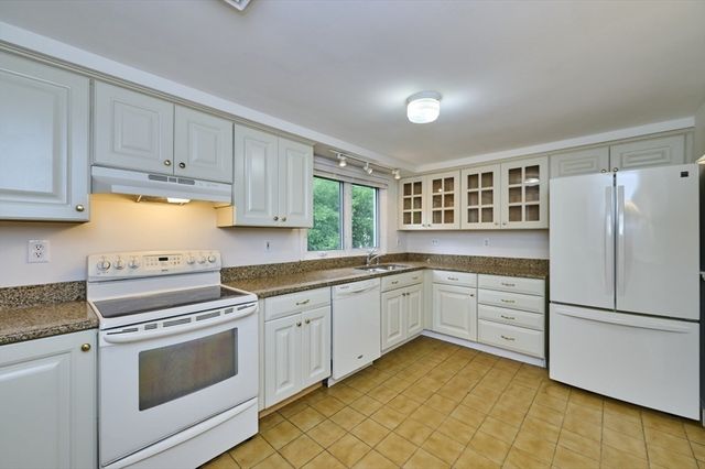 51 Pratt Drive, Newton, MA 02465