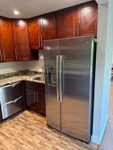 1375 Rebecca Drive 302, Hoffman Estates, IL 60169