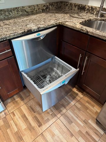 1375 Rebecca Drive 302, Hoffman Estates, IL 60169