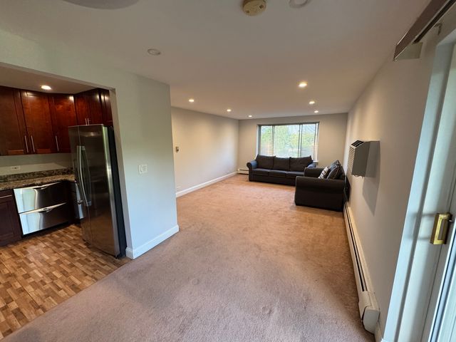 1375 Rebecca Drive 302, Hoffman Estates, IL 60169