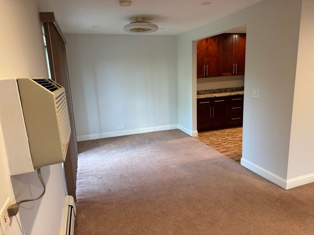 1375 Rebecca Drive 302, Hoffman Estates, IL 60169