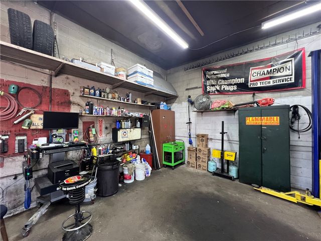 700 Monongahela Ave, Glassport, PA 15045
