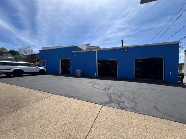 700 Monongahela Ave, Glassport, PA 15045