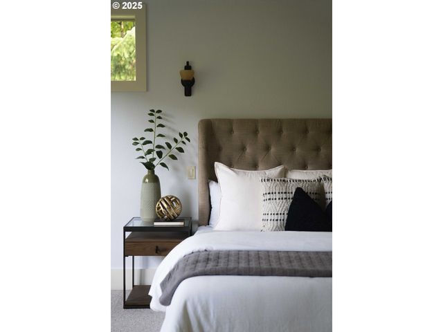 3017 Sw FAIRVIEW Blvd, Portland, OR 97205