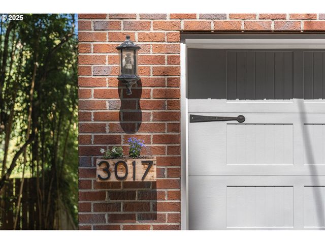 3017 Sw FAIRVIEW Blvd, Portland, OR 97205