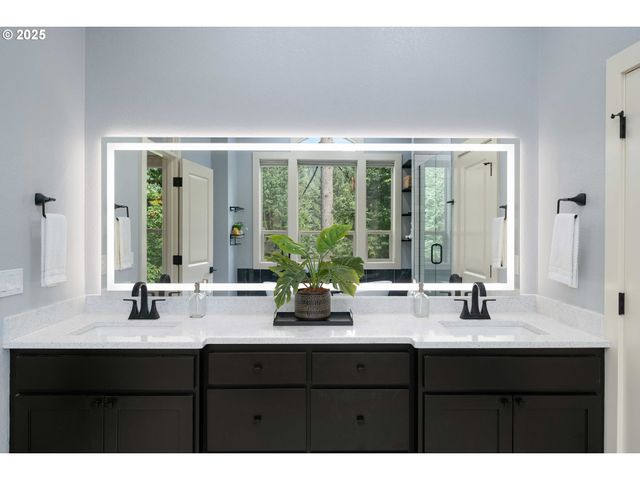 3017 Sw FAIRVIEW Blvd, Portland, OR 97205