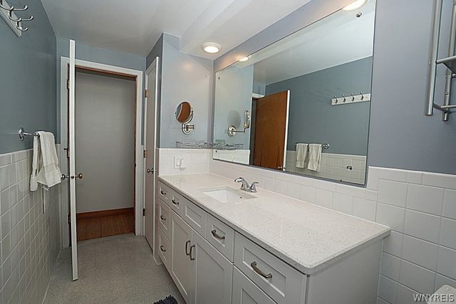 51 Swanson, Amherst, NY 14221