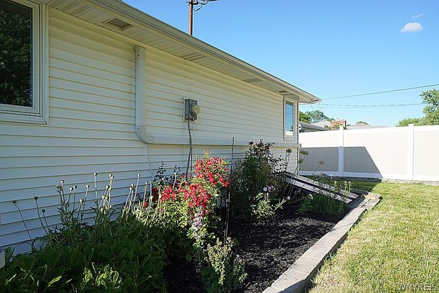 51 Swanson, Amherst, NY 14221